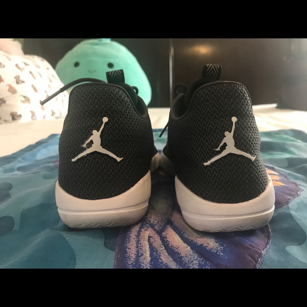Size 6Y Jordans = 7.5 women